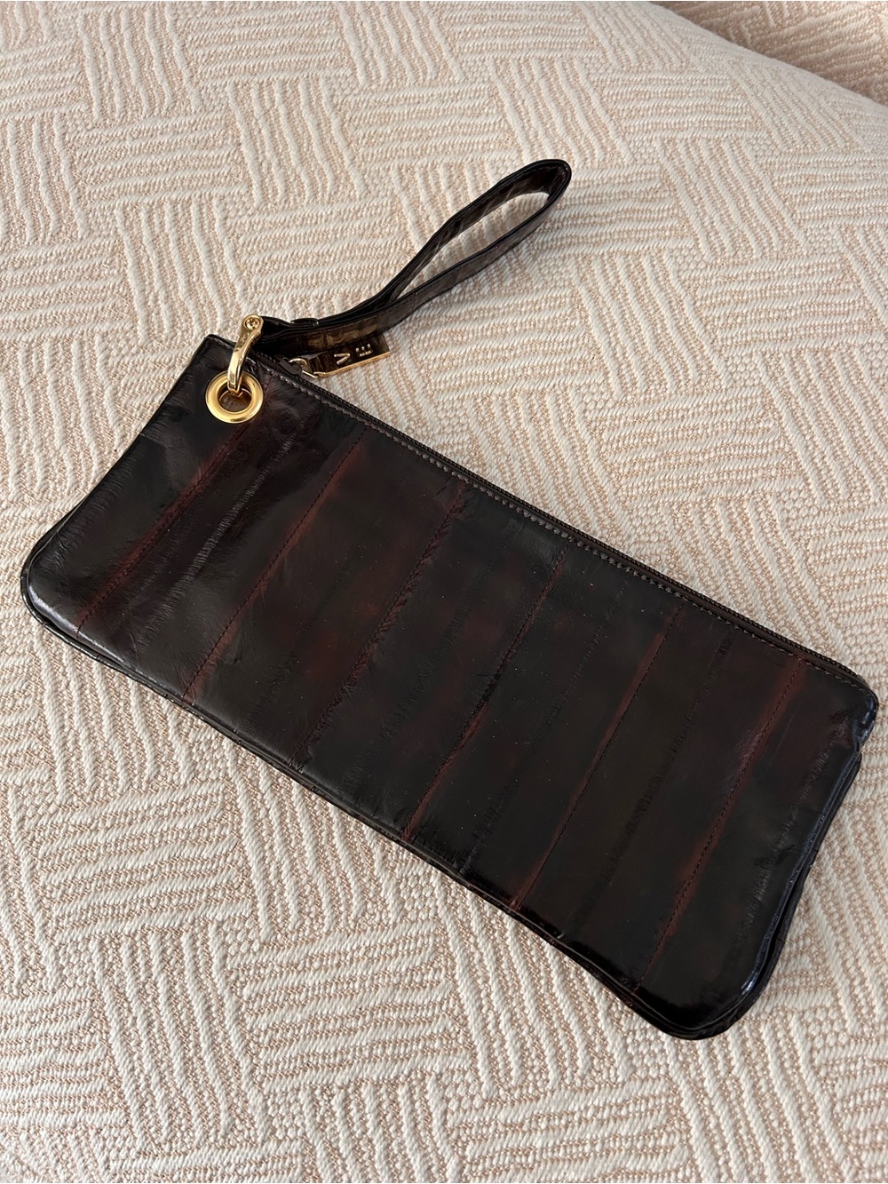 VTG VANELi Eel Skin Gold Hardware Leather Wristlet Wallet Clutch. Mob wife. - Picture 2 of 7